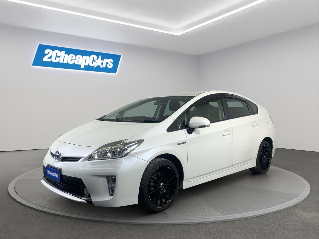 2015 Toyota Prius Hybird Hatchback