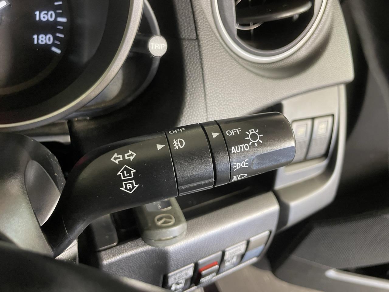 2016 Mazda Premacy 20S SKYACTIVE People Mover REVERSING CAMERA + AUTO LIGHTS + GREAT SPACE