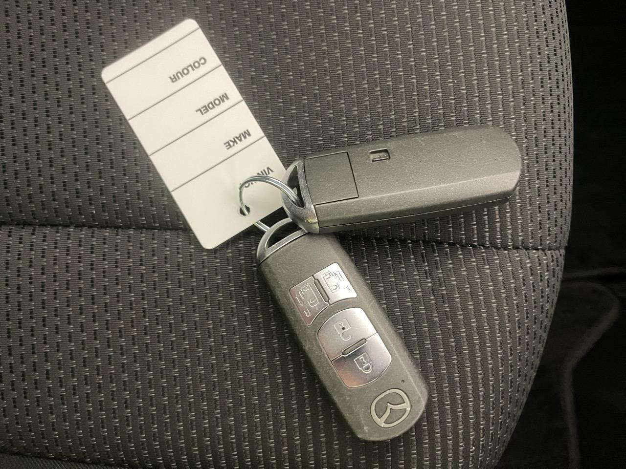 2016 Mazda Premacy 20S SKYACTIVE People Mover REVERSING CAMERA + AUTO LIGHTS + GREAT SPACE