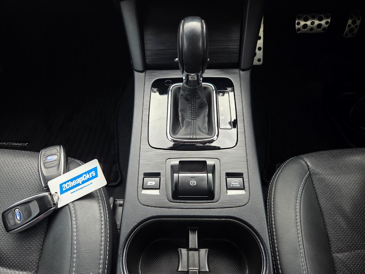 2015 Subaru Outback AWD Eyesight New Shape RV/SUV EYESIGHT SYSTEM + AWD + REVERSING CAMERA