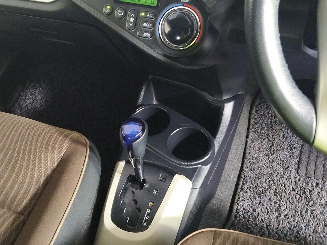 2014 Toyota Aqua G Hatchback PUSH START + REVERSING CAMERA + AUTO LIGHTS