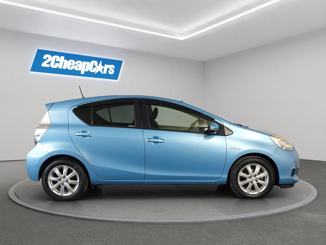 2014 Toyota Aqua G Hatchback PUSH START + REVERSING CAMERA + AUTO LIGHTS