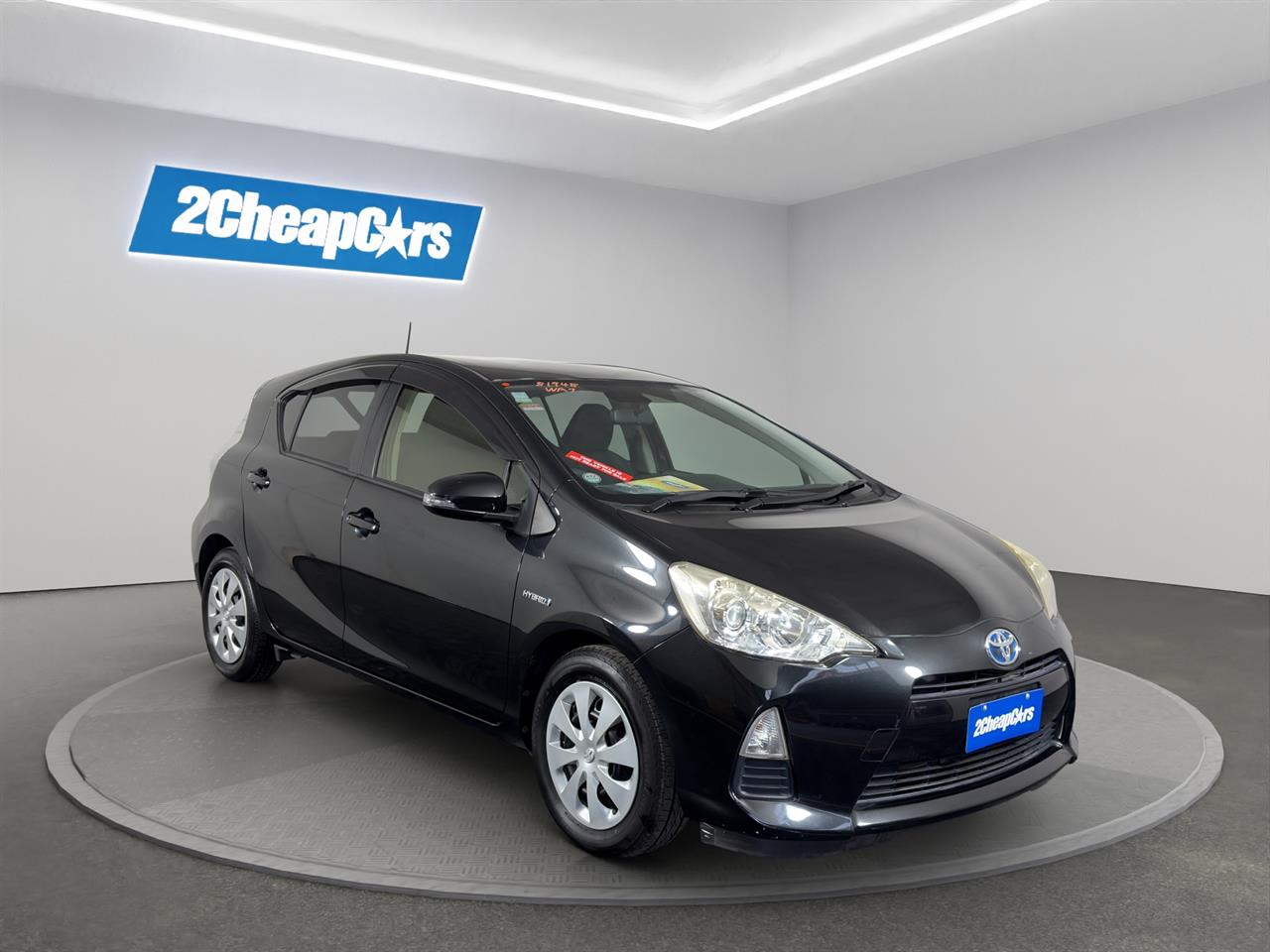 2012 Toyota Aqua S Hatchback SMART KEY + AUTO LIGHTS + GREAT FUEL EFFICIENCY