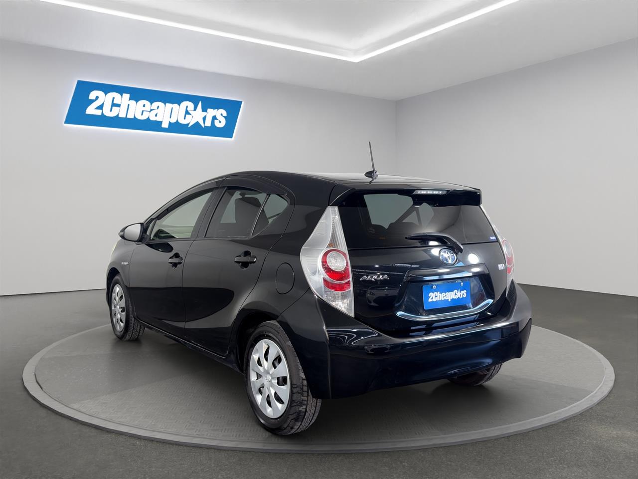 2012 Toyota Aqua S Hatchback SMART KEY + AUTO LIGHTS + GREAT FUEL EFFICIENCY