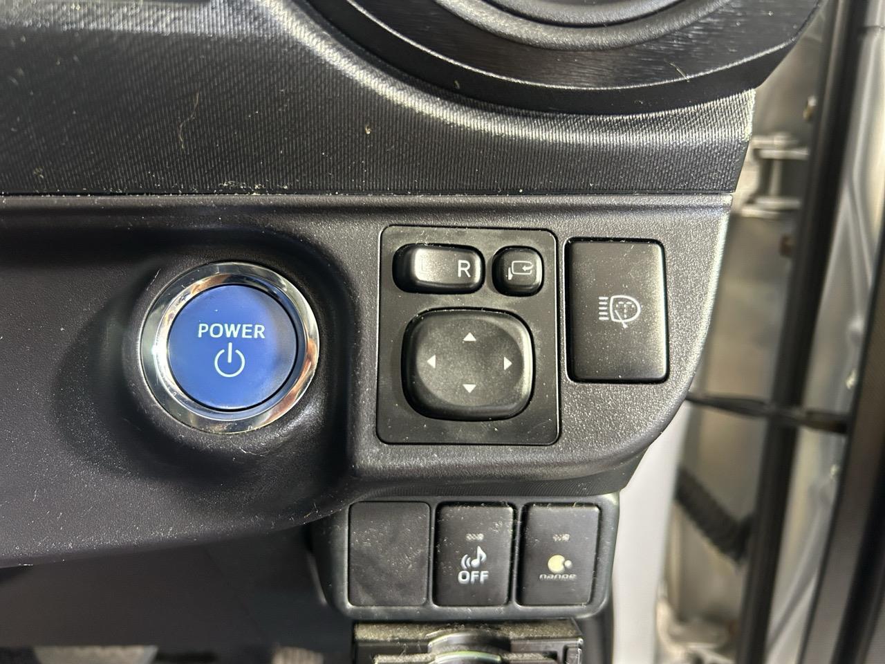 2014 Toyota Aqua S Hatchback AUTO LIGHTS + PUSH START