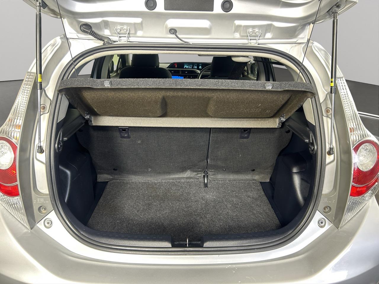 2014 Toyota Aqua S Hatchback AUTO LIGHTS + PUSH START