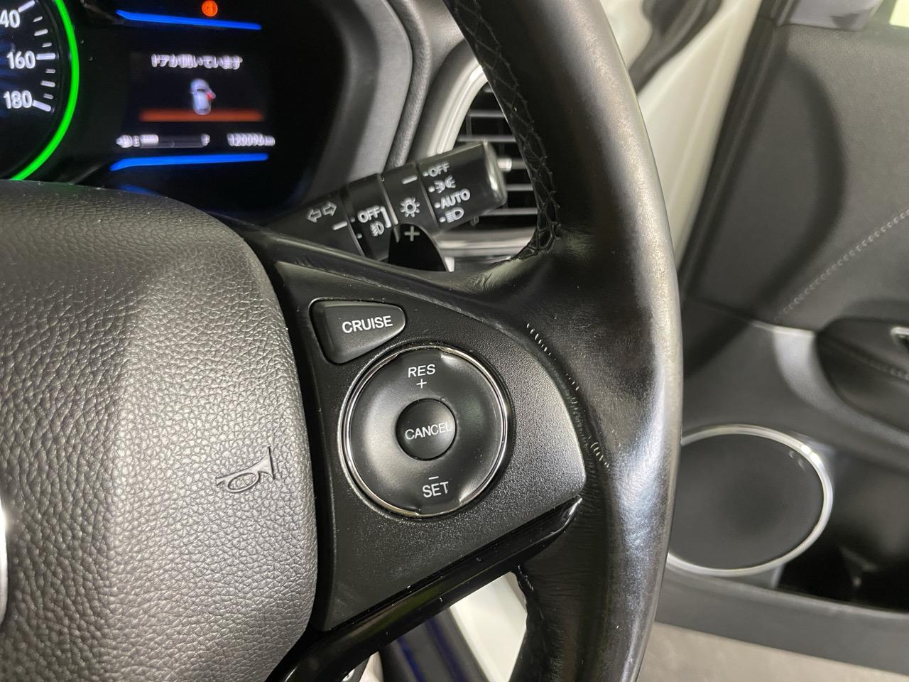 2015 Honda Vezel Z RV/SUV REVERSING CAMERA + CRUISE CONTROL + PADDLE SHIFT