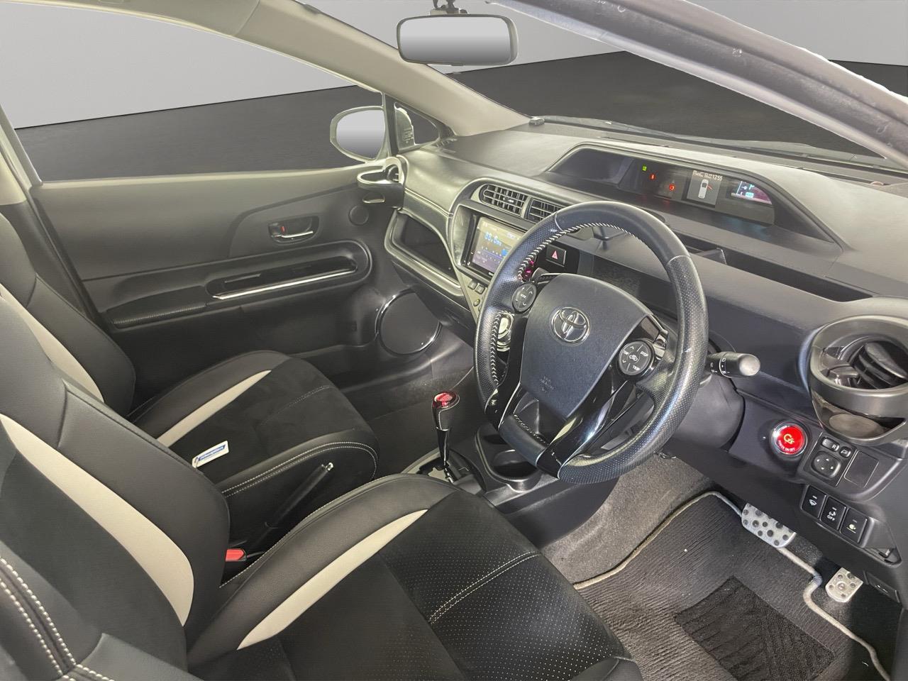 2014 Toyota Aqua G G's Hatchback REVERSING CAMERA + HEATED SEATS + PUSH START