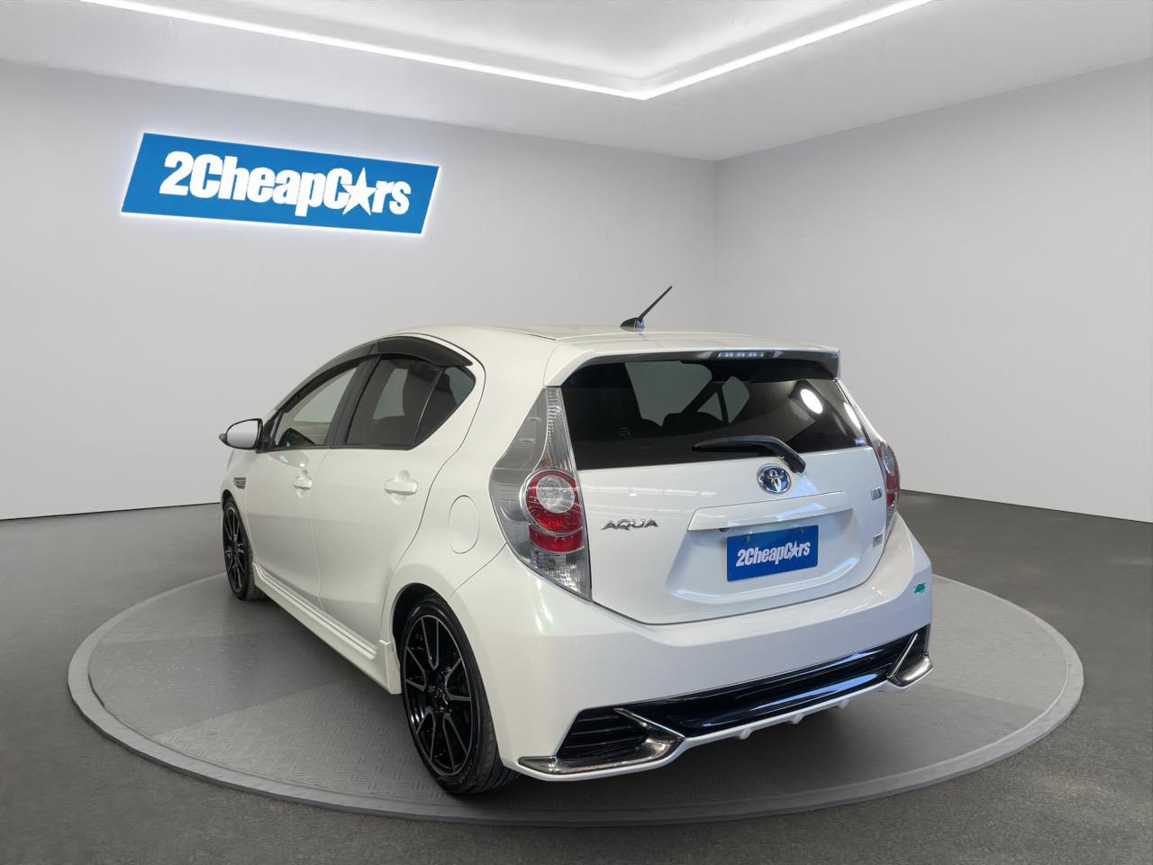 2014 Toyota Aqua G G's Hatchback REVERSING CAMERA + HEATED SEATS + PUSH START