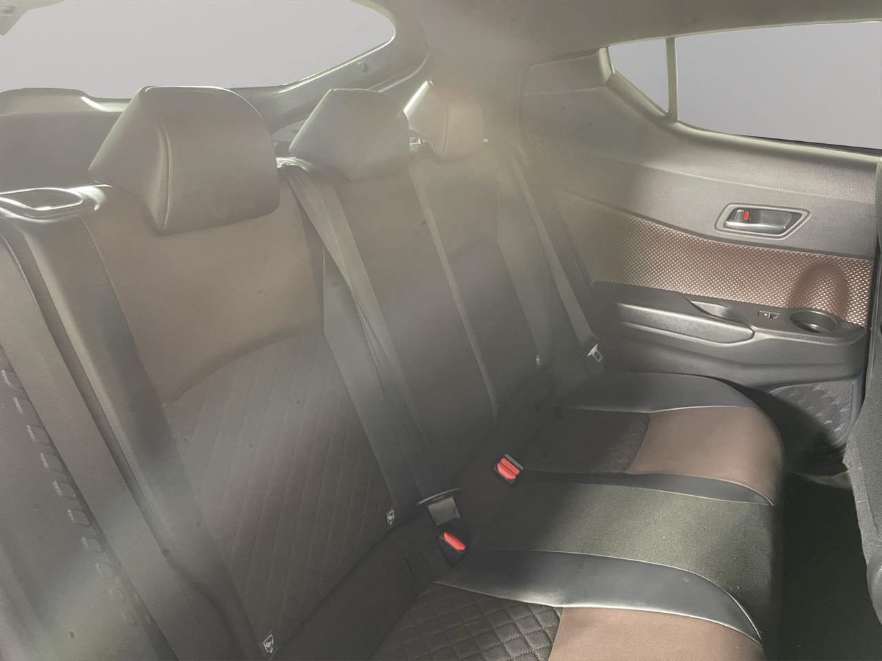 2018 Toyota C-HR HYBRID G LEATHER EDITION RV/SUV HEATED SEATS + CRUISE CONTROL + AUTO LIGHTS