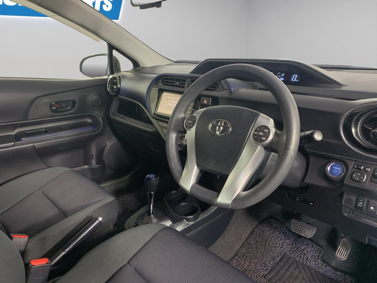 2015 Toyota Aqua Facelift Model S Hatchback HEATED SEATS + PUSH BUTTON START + AUTO LIGHTS