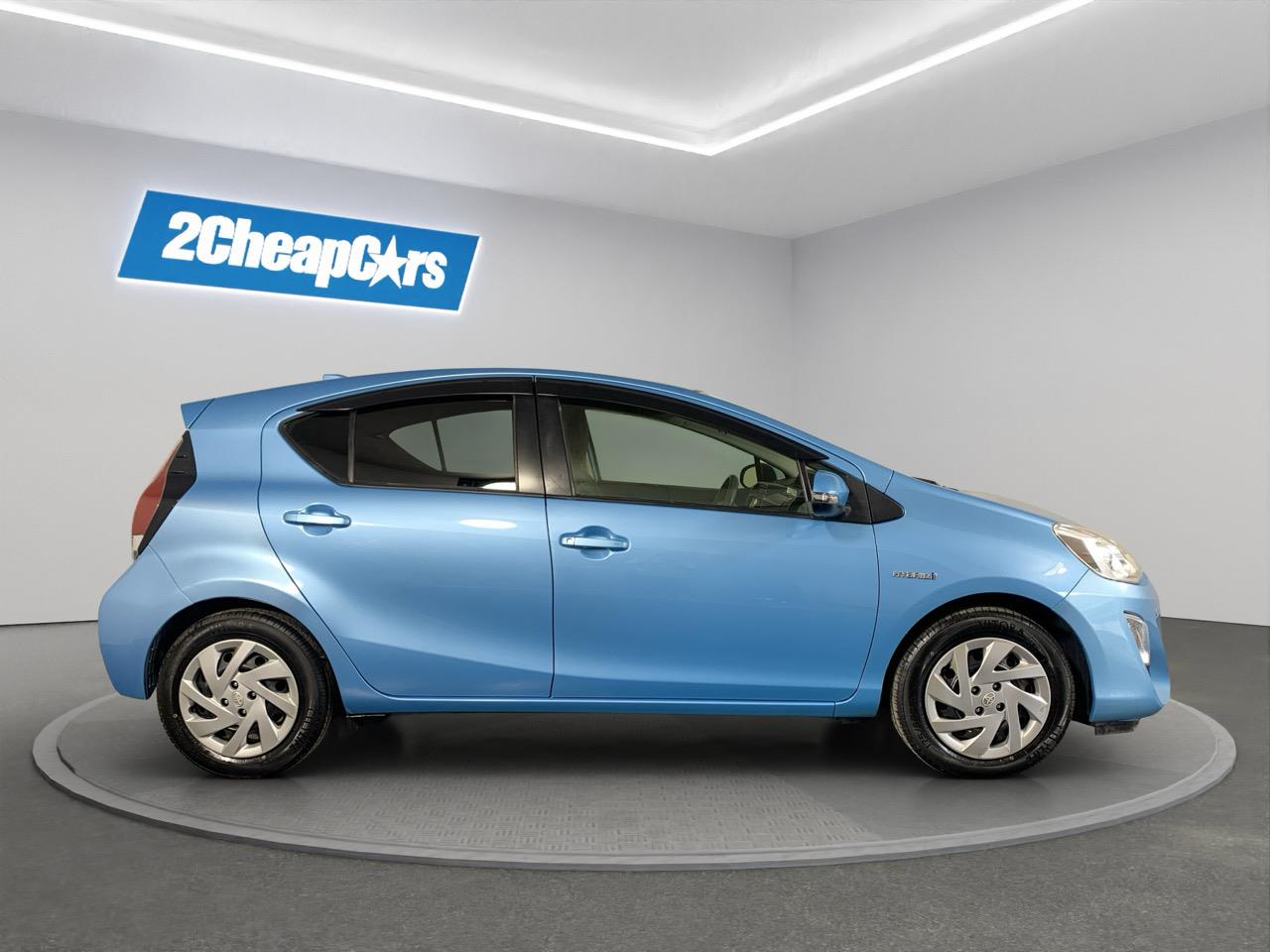 2015 Toyota Aqua Facelift Model S Hatchback HEATED SEATS + PUSH BUTTON START + AUTO LIGHTS