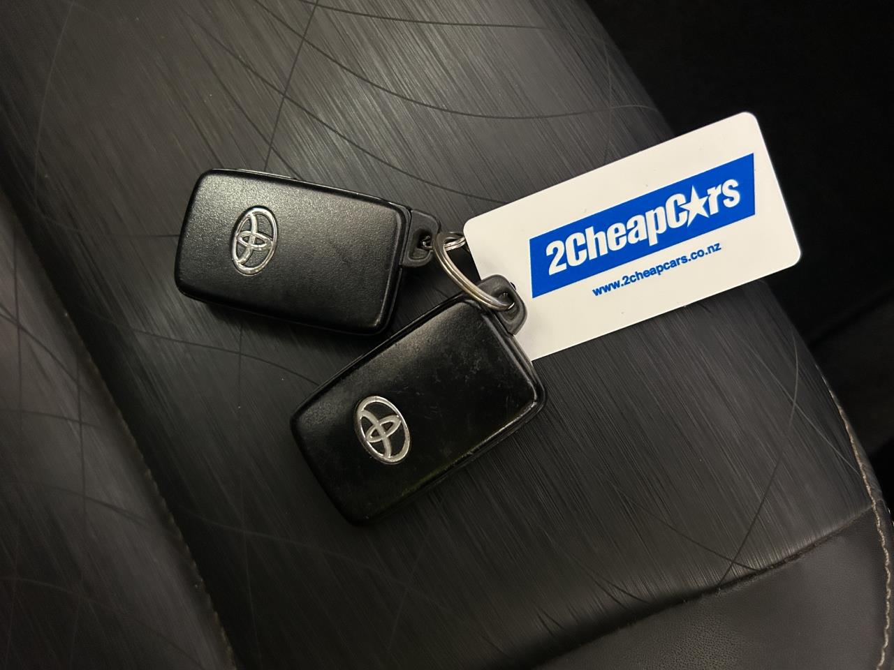 2014 Toyota Aqua G Balck Soft Leather Selection Hatchback LEATHER SEATS + SMART KEY + AUTO LIGHTS