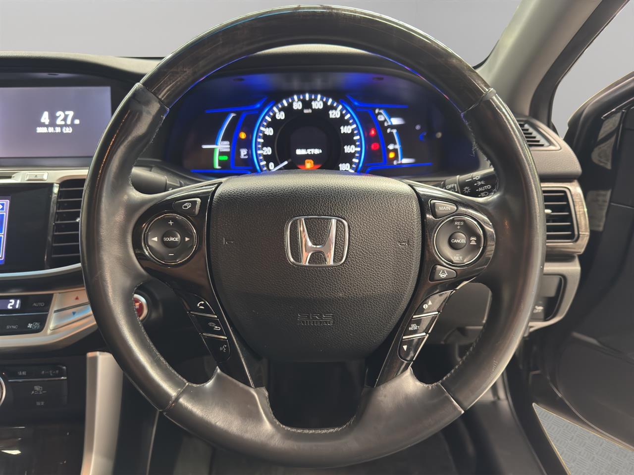 2013 Honda Accord Hybrid EX Saloon HONDA SENSING + SMART KEY + POWER ADJUSTMENT SEATS