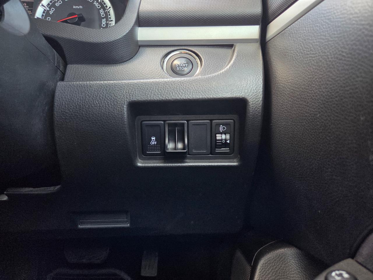 2014 Suzuki Swift 1.2 XG Hatchback PUSH BUTTON START + AUTO LIGHTS