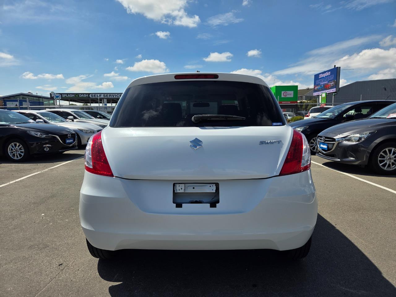 2014 Suzuki Swift 1.2 XG Hatchback PUSH BUTTON START + AUTO LIGHTS