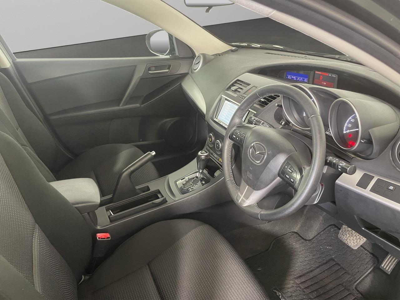 2013 Mazda Axela 3 SPORT 1.5S STYLE Hatchback REVERSING CAMERA + AUTO LIGHTS + PUSH BUTTON START