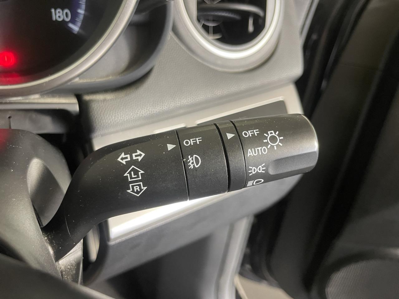 2013 Mazda Axela 3 SPORT 1.5S STYLE Hatchback REVERSING CAMERA + AUTO LIGHTS + PUSH BUTTON START