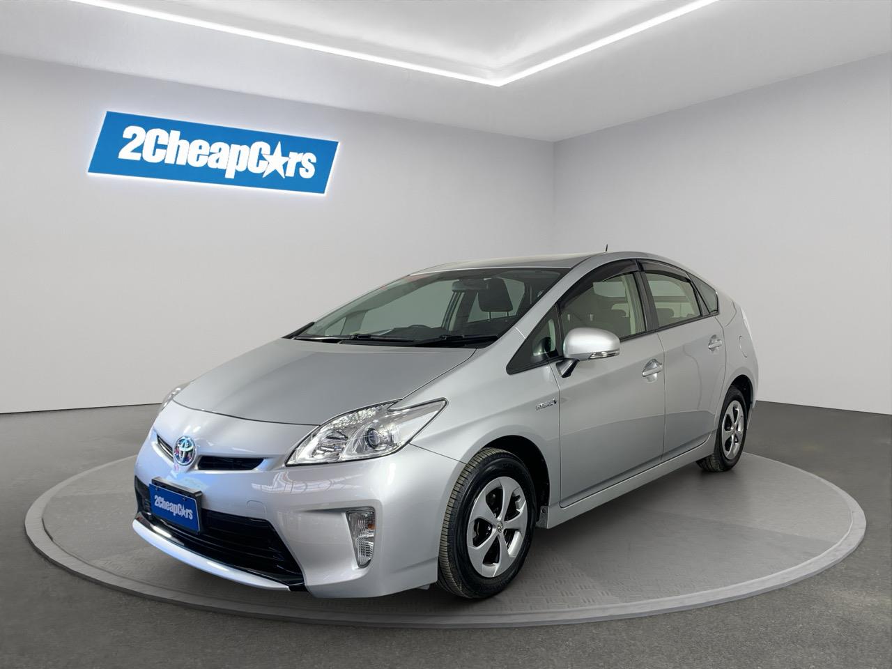2015 Toyota Prius Hybrid Hatchback