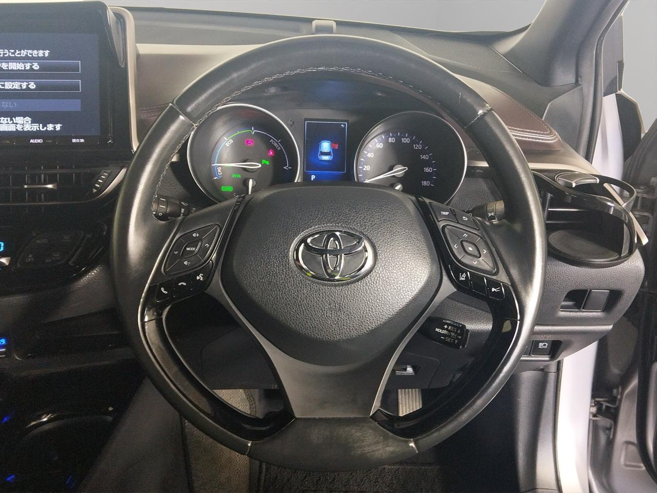 2017 Toyota C-HR HYBRID G LEATHER EDITION RV/SUV LOW KMS + REVERSING CAMERA + CRUISE CONTROL