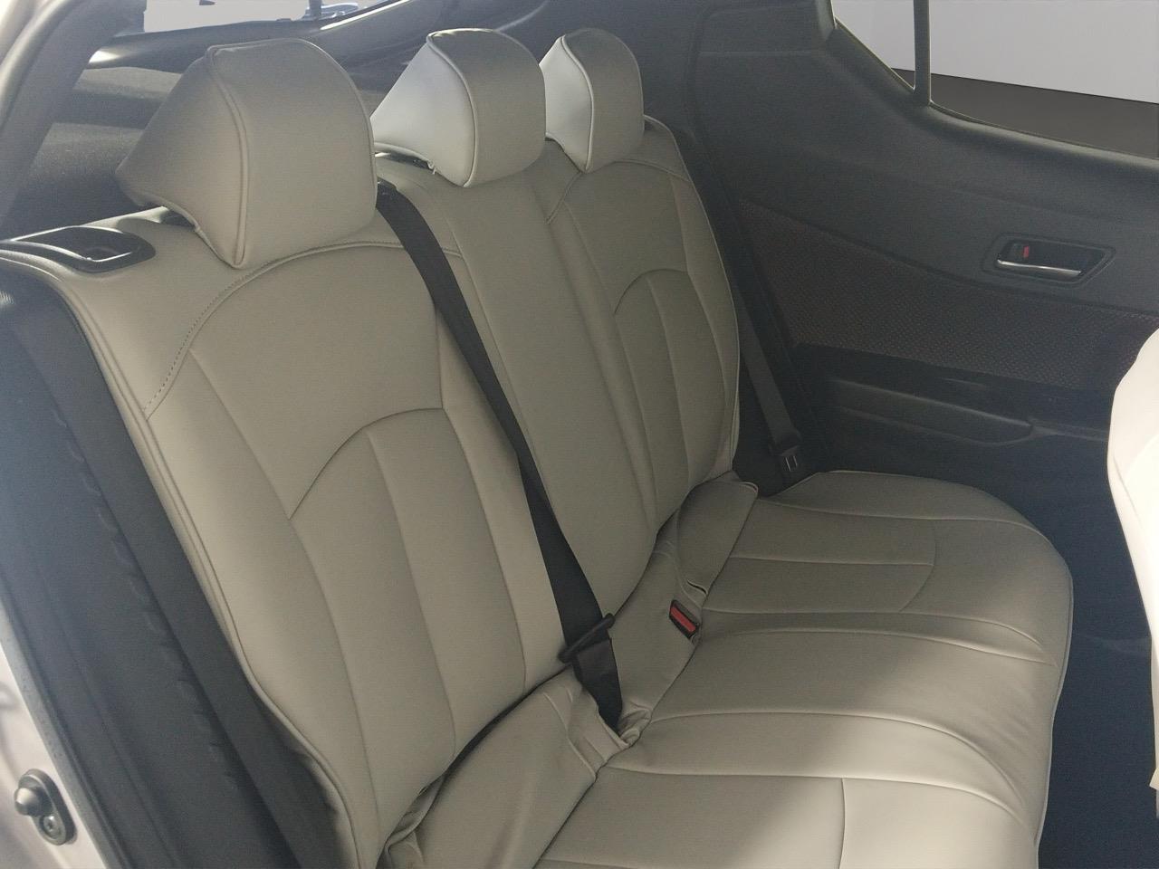 2017 Toyota C-HR HYBRID G LEATHER EDITION RV/SUV LOW KMS + REVERSING CAMERA + CRUISE CONTROL