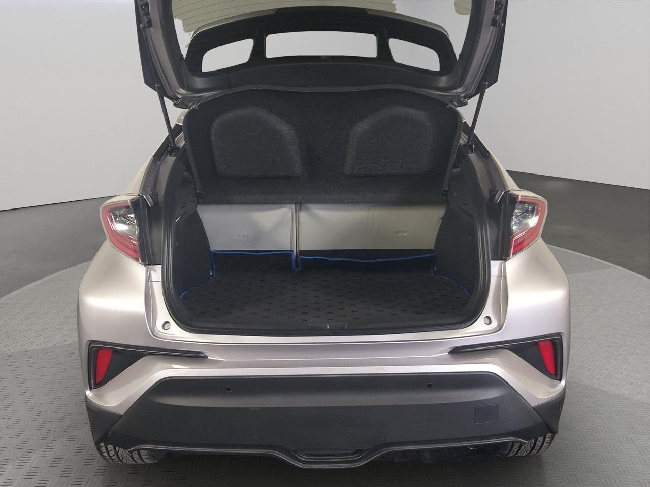 2017 Toyota C-HR HYBRID G LEATHER EDITION RV/SUV LOW KMS + REVERSING CAMERA + CRUISE CONTROL