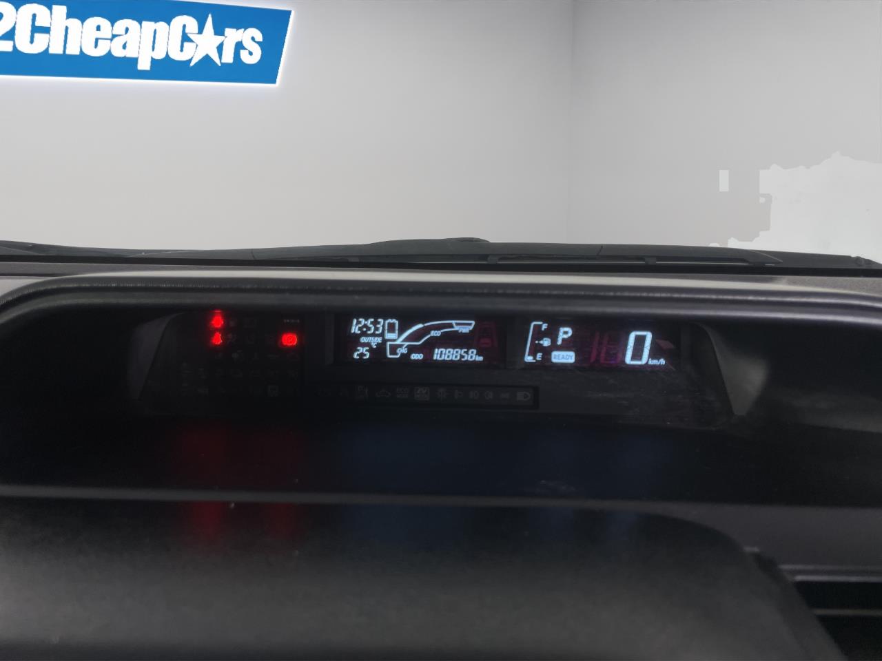 2015 Toyota Aqua X-URBAN Hatchback REVERSING CAMERA + SMART KEY + MAG WHEEL