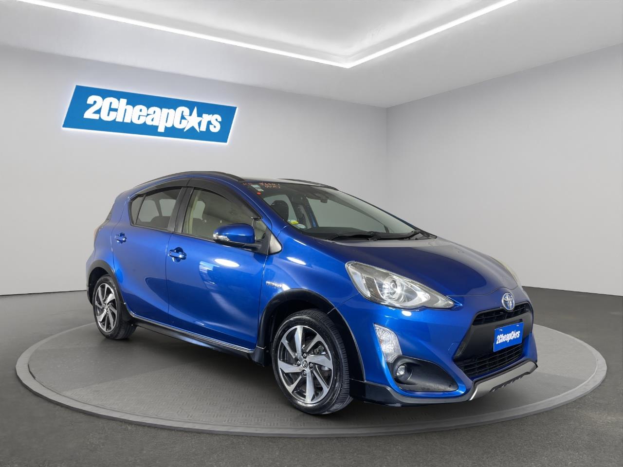 2015 Toyota Aqua X-URBAN Hatchback REVERSING CAMERA + SMART KEY + MAG WHEEL