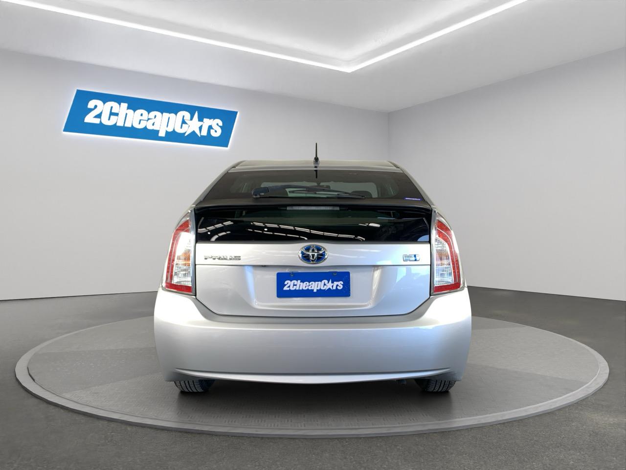 2013 Toyota Prius S Hatchback PUSH BUTTON START + AUTO LIGHTS