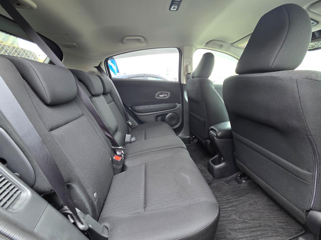 2016 Honda Vezel HYBRID X HONDA SENSING RV/SUV HONDA SENSING + REVERSING CAMERA + CRUISE CONTROL