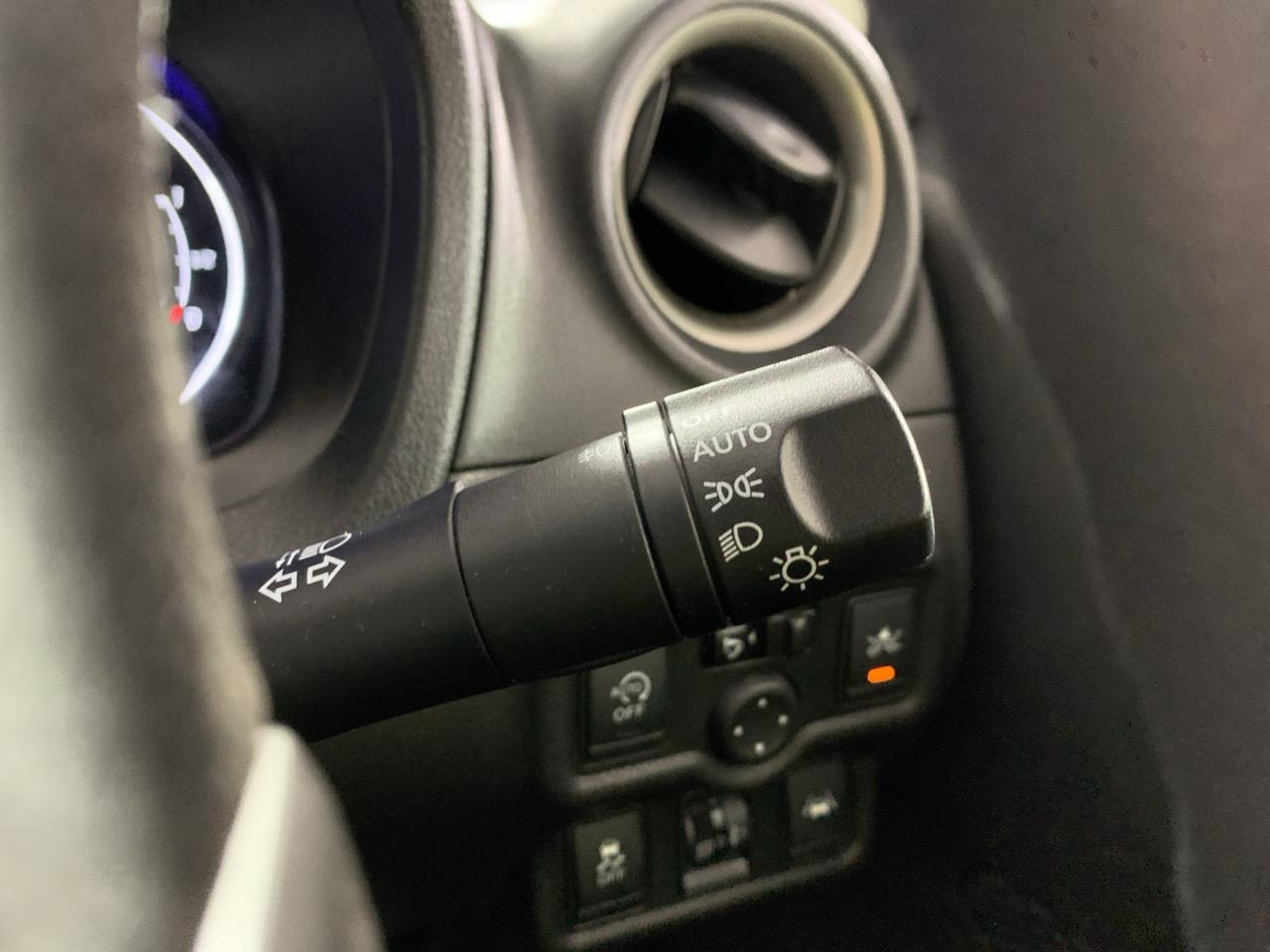 2015 Nissan Note 1.2 X Emergency Brake Package Hatchback LOW KM + PUSH SRART + AUTO LIGHTS