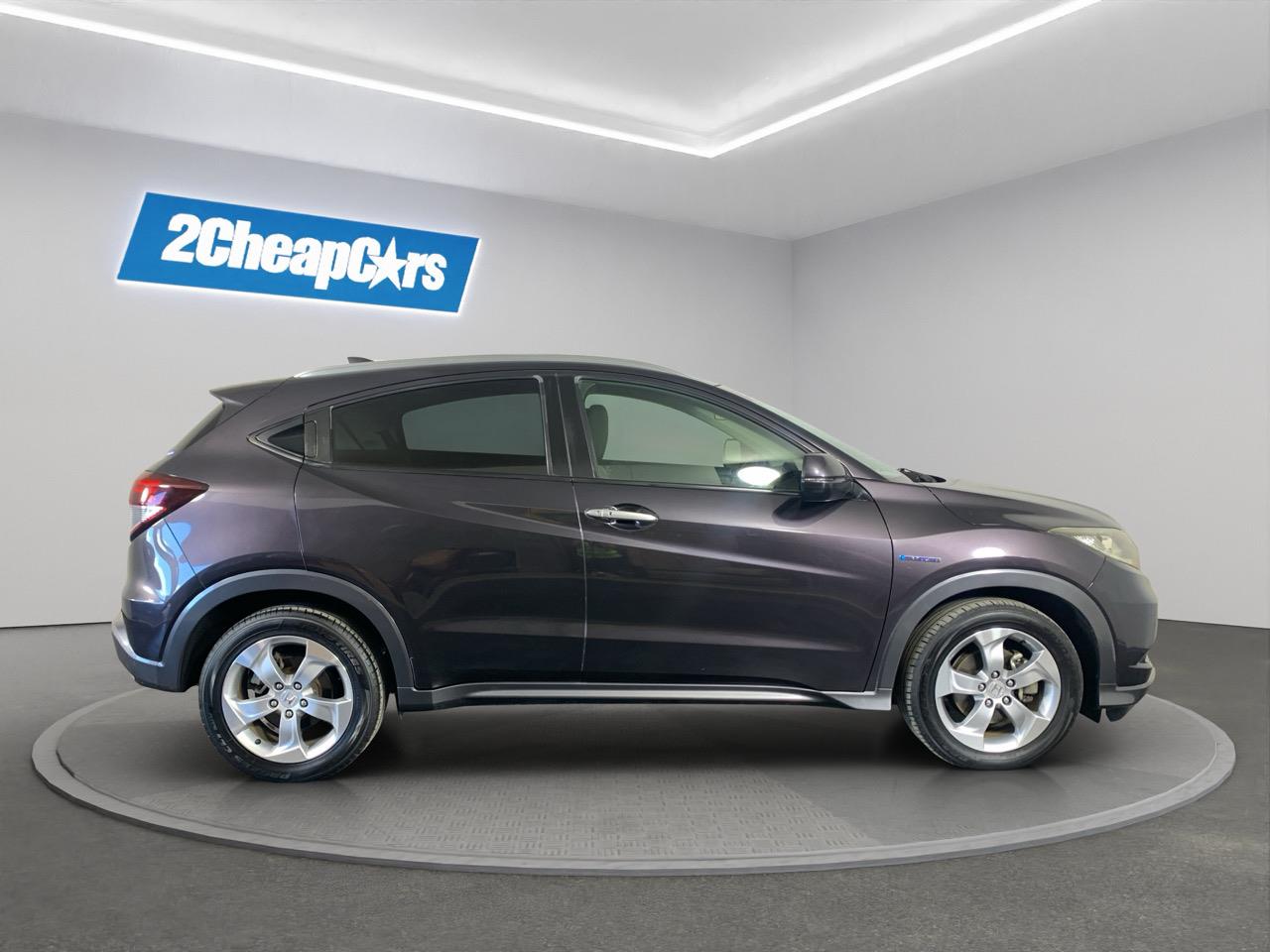 2014 Honda Vezel HYBRID X RV/SUV REVERSING CAMERA + SMART KEY + PADDLE SHIFT