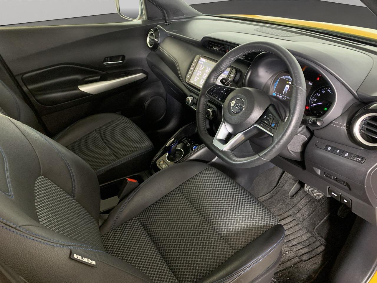 2020 Nissan Kicks X E-Power Hatchback LOW KM + CRUISE CONTROL + HEATED STEERING WHEEL