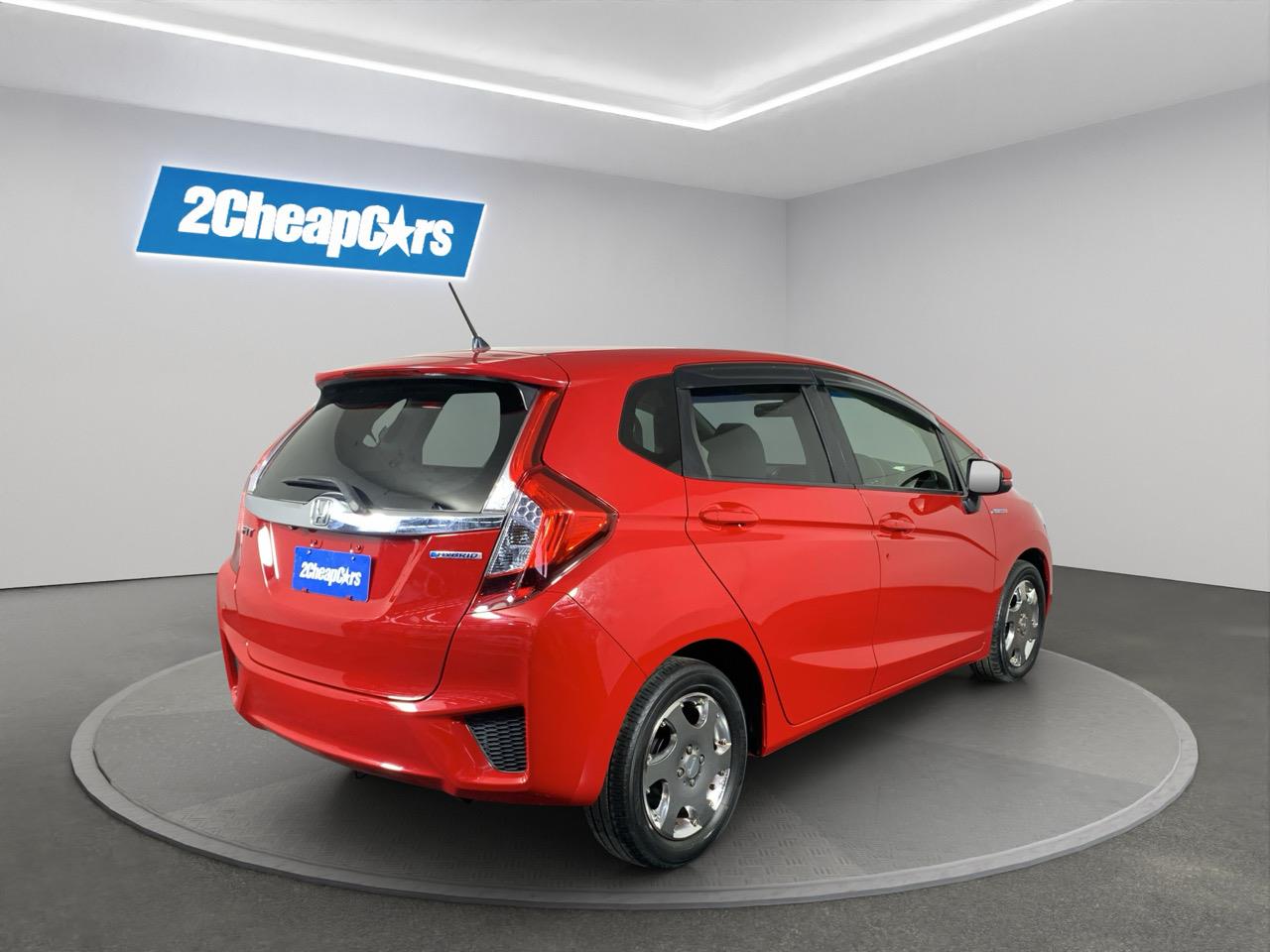 2014 Honda Fit Jazz Hybrid New Shape Hatchback PUSH BUTTON START + REVERSING CAMERA + AUTO LIGHTS