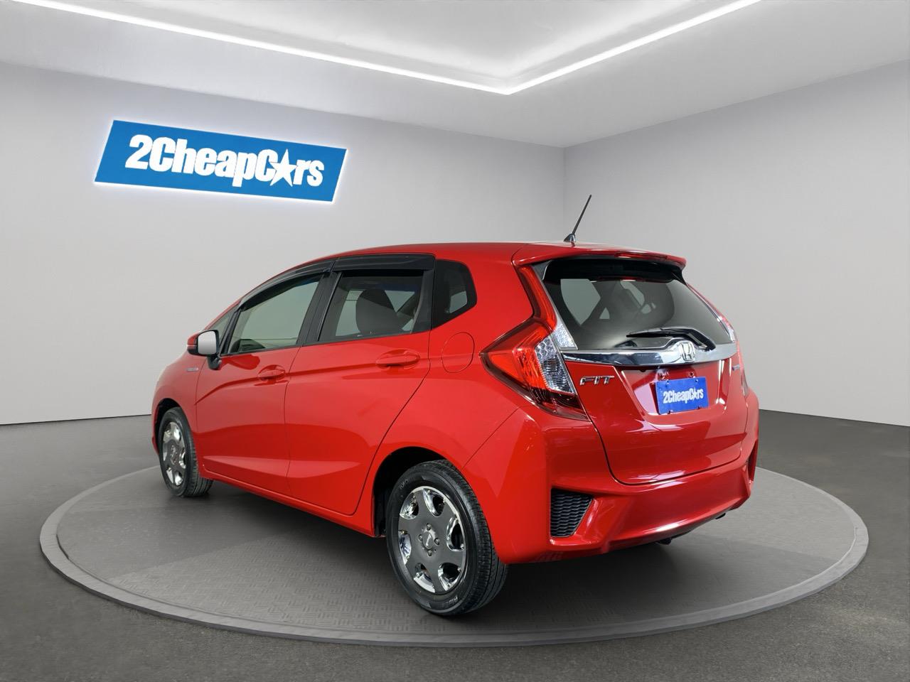 2014 Honda Fit Jazz Hybrid New Shape Hatchback PUSH BUTTON START + REVERSING CAMERA + AUTO LIGHTS