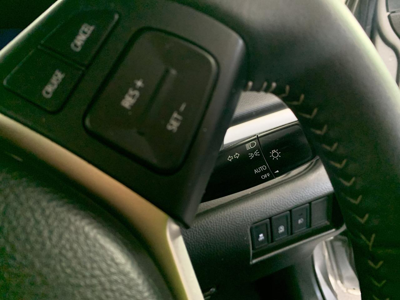 2014 Suzuki Swift RS Hatchback CRUISE CONTROL + AUTO LIGHTS +  PUSH BUTTON START