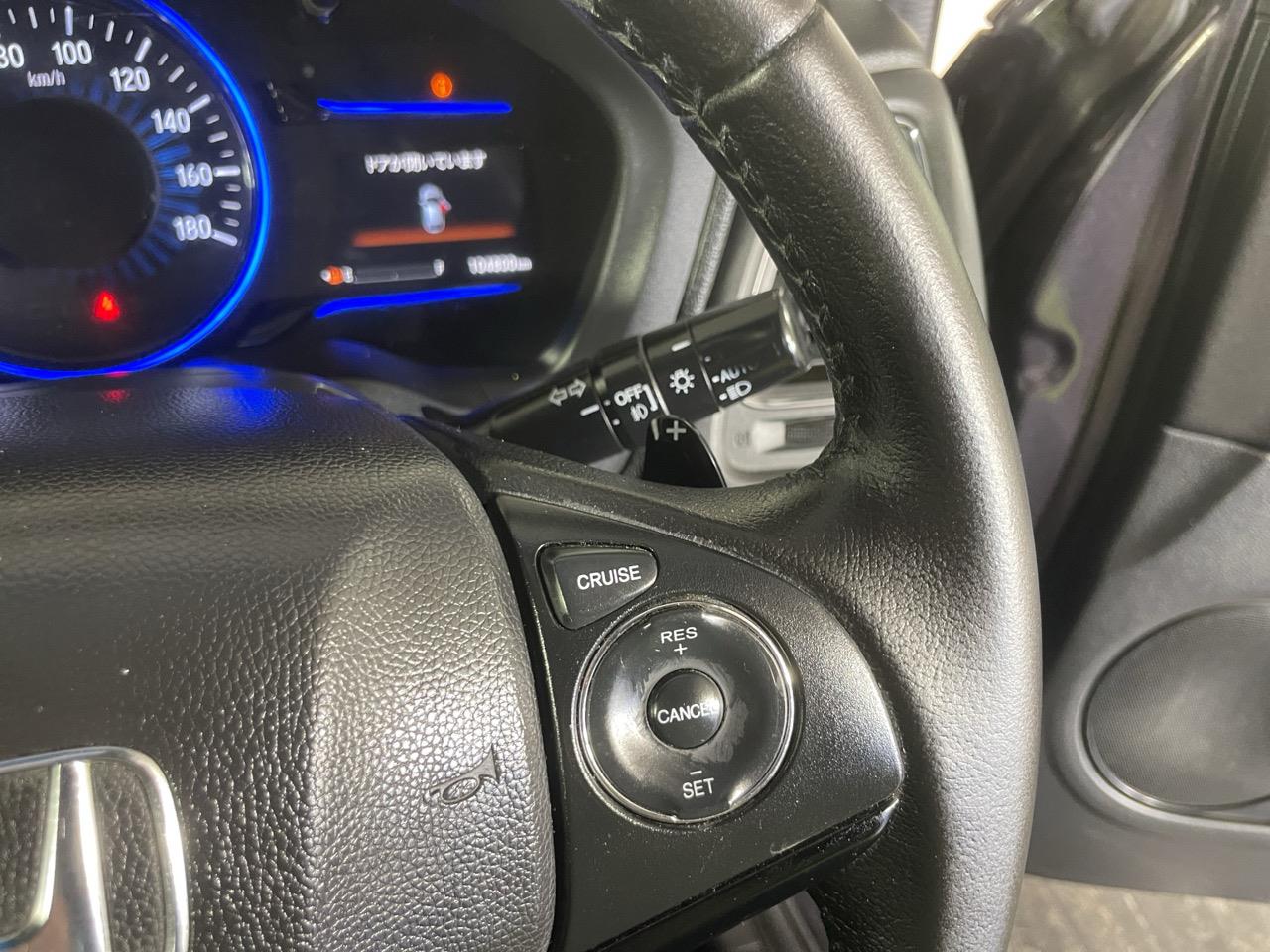 2013 Honda Vezel HYBIRID X RV/SUV REVERSING CAMERA + AUTO LIGHTS + PUSH START