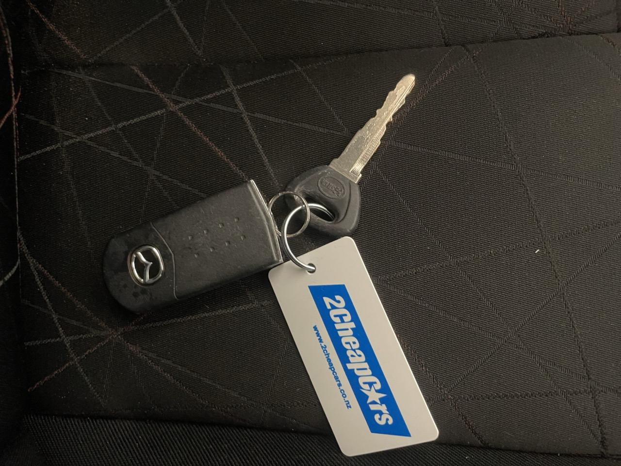 2013 Mazda Demio 2 SkyActive Hatchback LOW KM + GREAT SPACE + GREAT FUEL EFFICIENCY