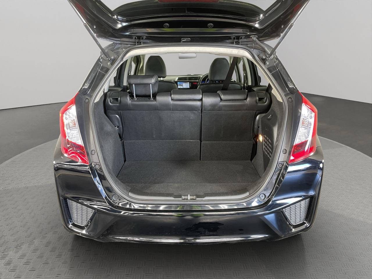 2014 Honda Fit Jazz Hybrid Late Shape Hatchback REVERSING CAMERA + CRUISE CONTROL