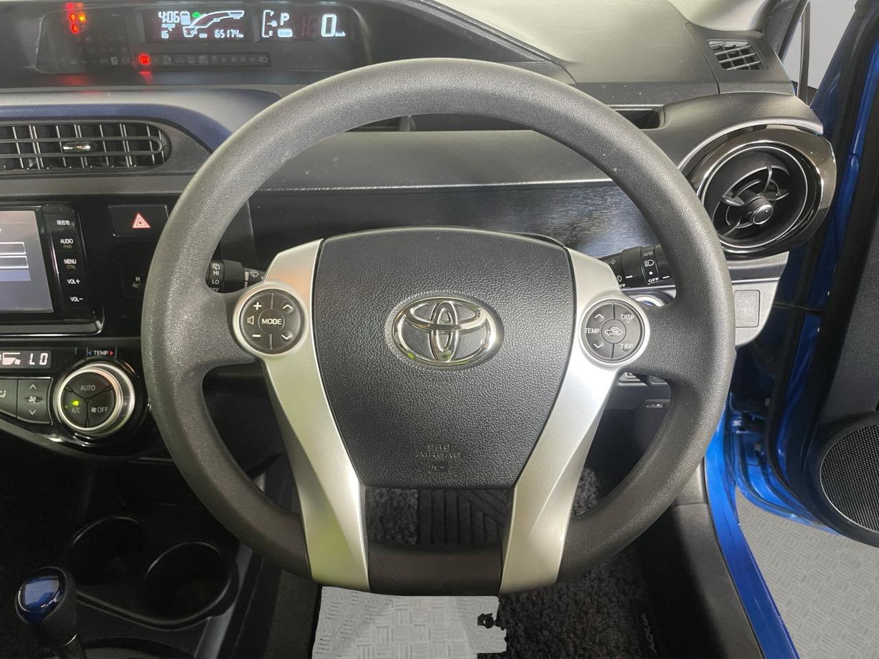 2015 Toyota Aqua Facelift Model S Hatchback REVERSING CAMERA + AUTO LIGHTS + PUSH BUTTON START