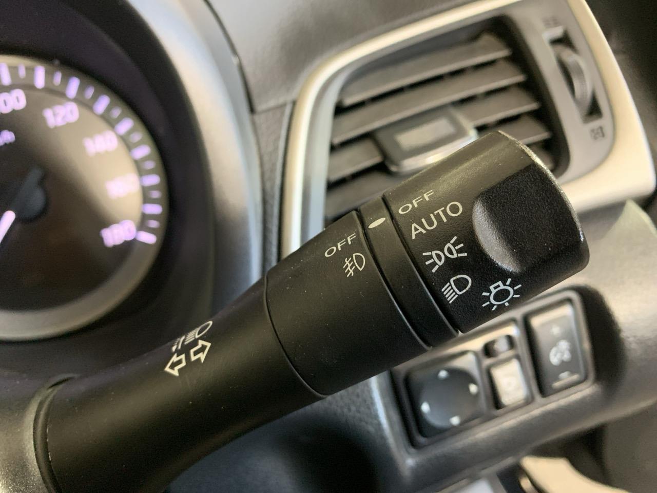 2014 Nissan Sylphy BLUEBIRD Sedan REVERSING CAMERA + PUSH BUTTON START + AUTO LIGHTS