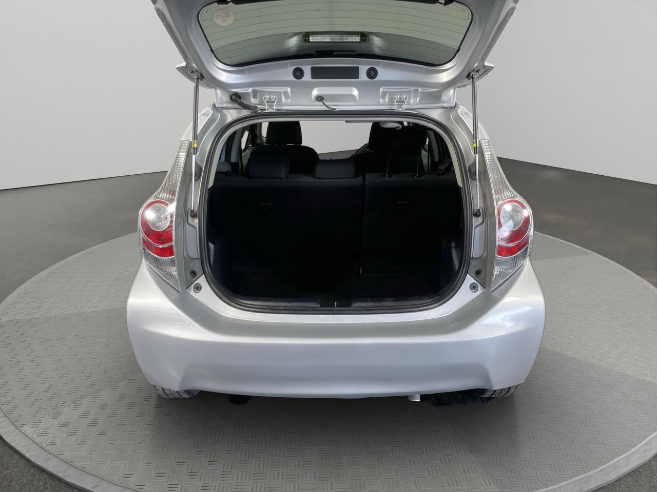 2012 Toyota Aqua G Hatchback PUSH SRART + AUTO LIGHTS