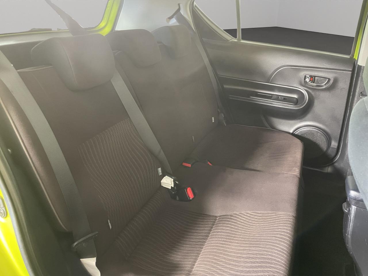 2016 Toyota Aqua Facelift Model G Hatchback LOW KM + REVERSING CAMERA + CRUISE CONTROL