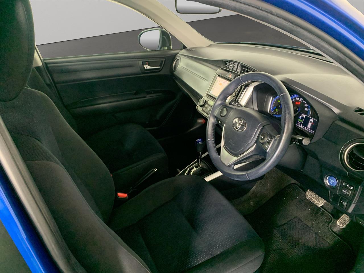 2014 Toyota Corolla Fielder Hybrid Station Wagon HEATED SEATS + PUSH START + GREAT SPACE