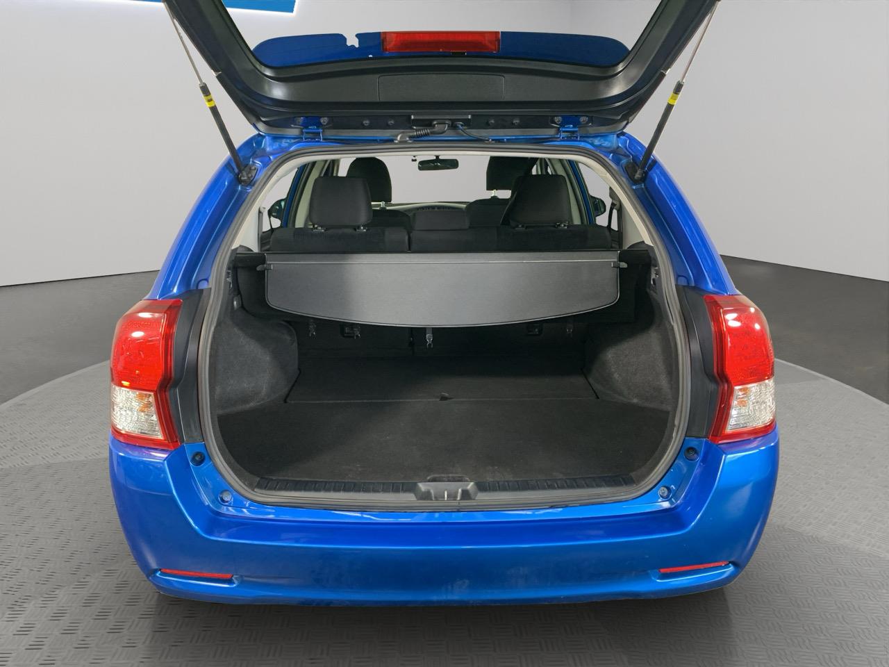 2014 Toyota Corolla Fielder Hybrid Station Wagon HEATED SEATS + PUSH START + GREAT SPACE