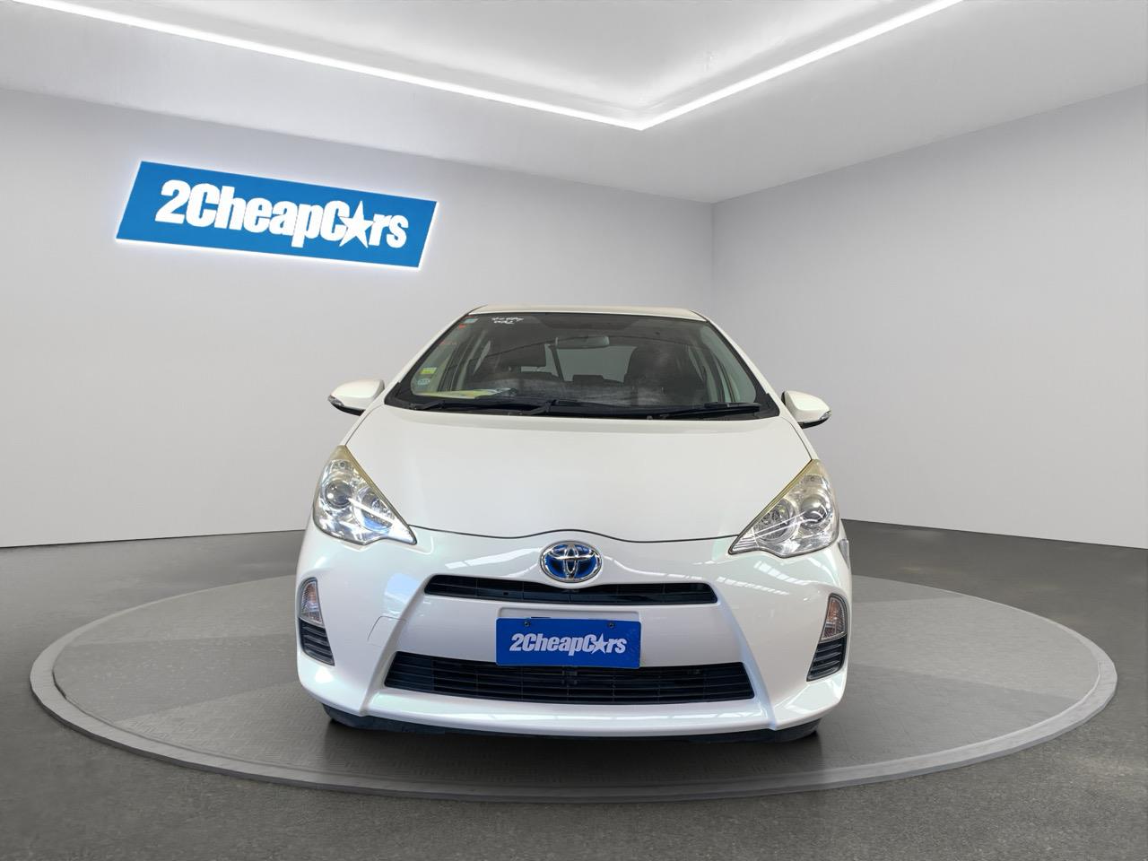 2014 Toyota Aqua G Hatchback PUSH BUTTON START + AUTO LIGHTS + REVERSING CAMERA