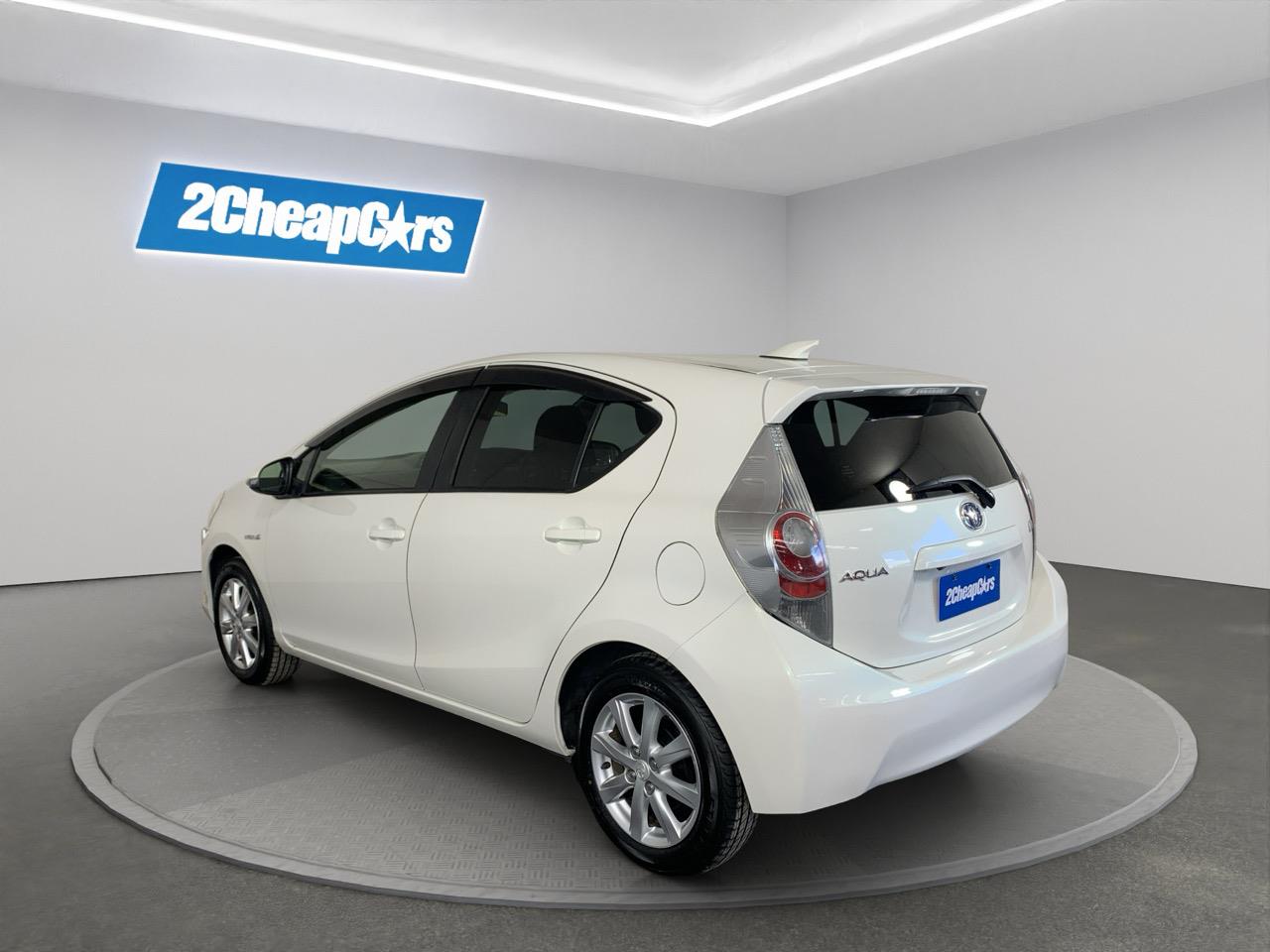 2014 Toyota Aqua G Hatchback PUSH BUTTON START + AUTO LIGHTS + REVERSING CAMERA