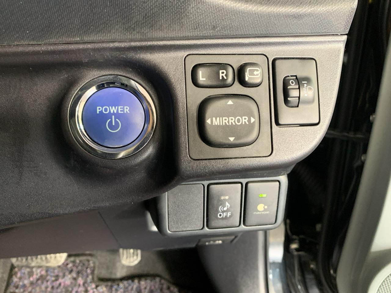 2012 Toyota Aqua S Hatchback HEATED SEATS + AUTO LIGHTS + PUSH BUTTON START