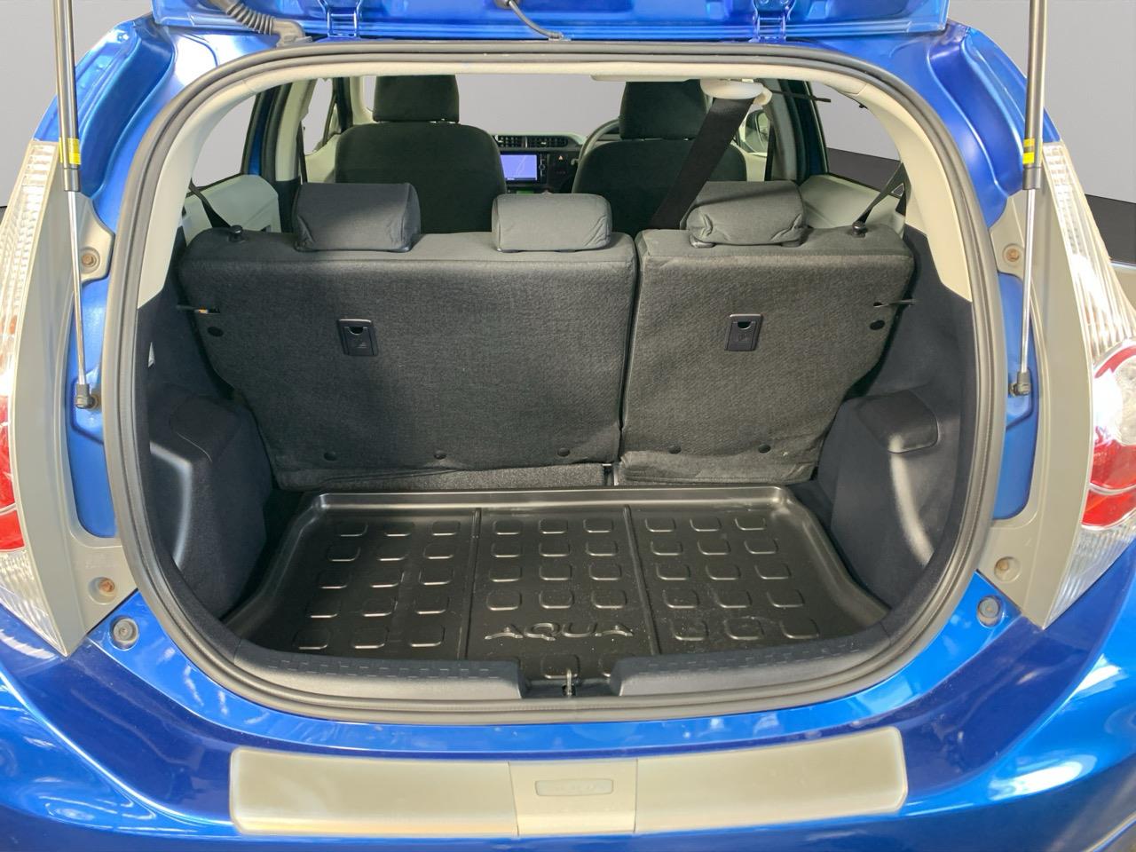 2013 Toyota Aqua S AERO Hatchback REVERSING CAMERA + PUSH BUTTON START + AUTO LIGHTS