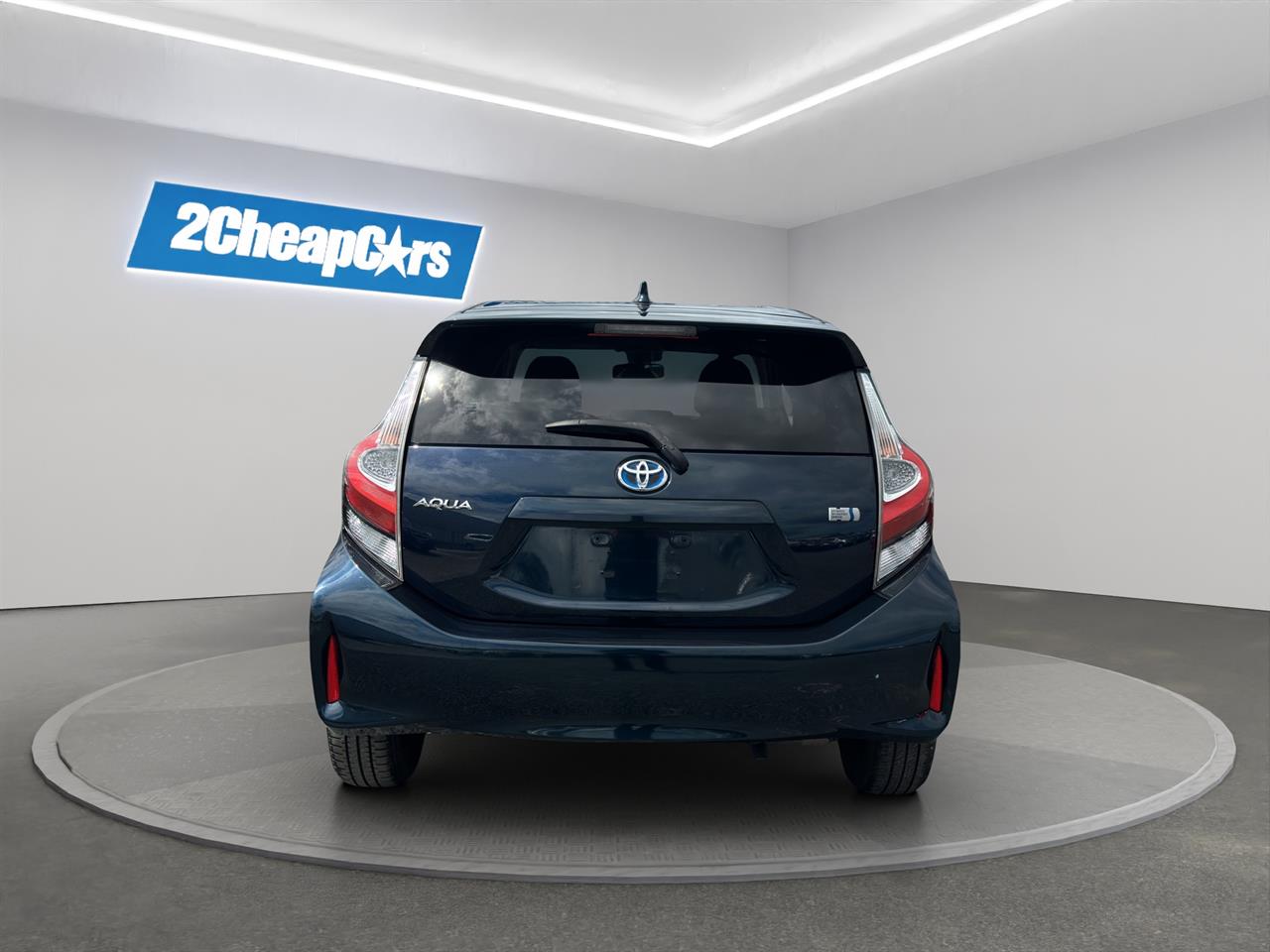 2017 Toyota Aqua S New Shape Hatchback SMART KEY + AUTO LIGHTS + GREAT FUEL EFFICIENCY